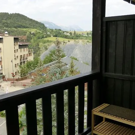 Appartement Lumineux Au Sauze, 4 Pers, Acces Pistes - Fr-1-804-62 *